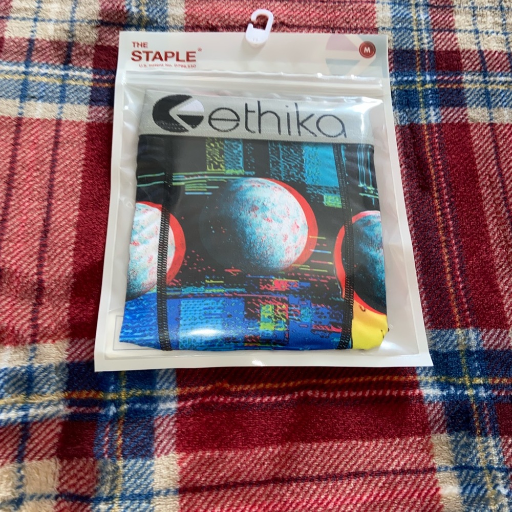 Ethika size M 10/10 condition never used